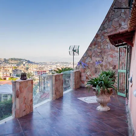 Vesuvio Rooftop, Host Appartement